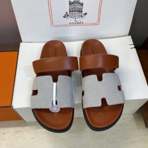 Alternative view of Hermes Paris Chypre
Plum Natural Sandals