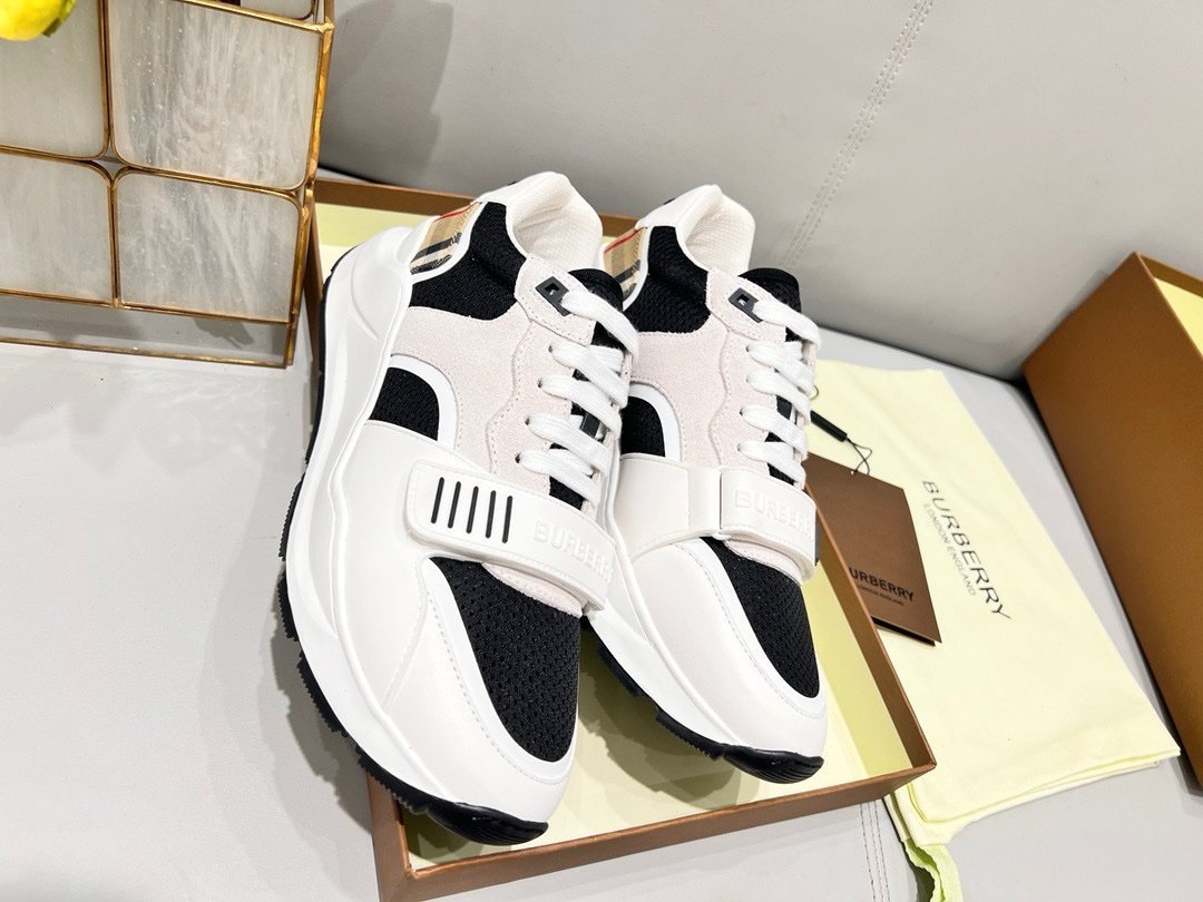 Burberry Ramsey White/Black - Afbeelding 4