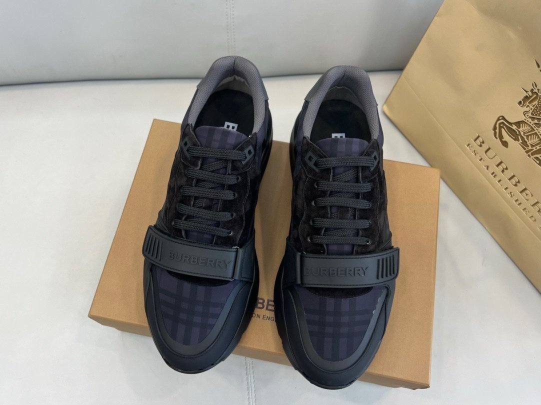 Burberry Ramsey Black on Black - Afbeelding 3