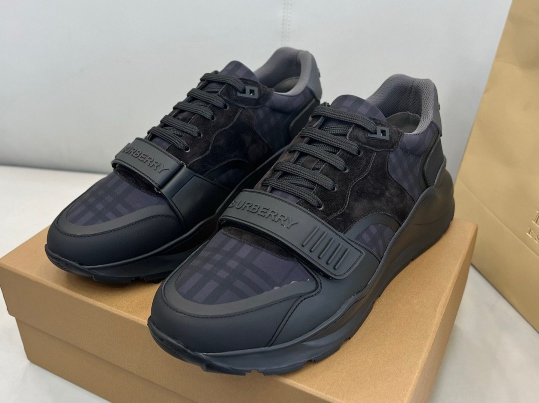 Burberry Ramsey Black on Black - Afbeelding 6