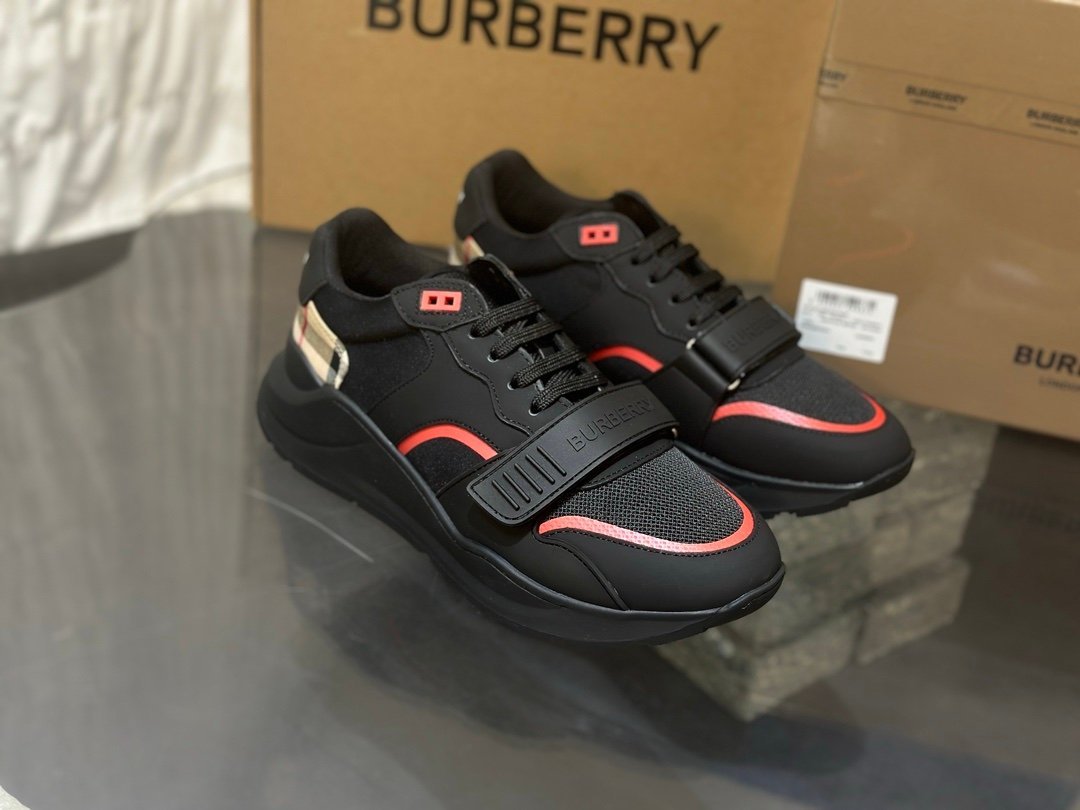 Burberry Ramsey Black/Red Beige - Afbeelding 4