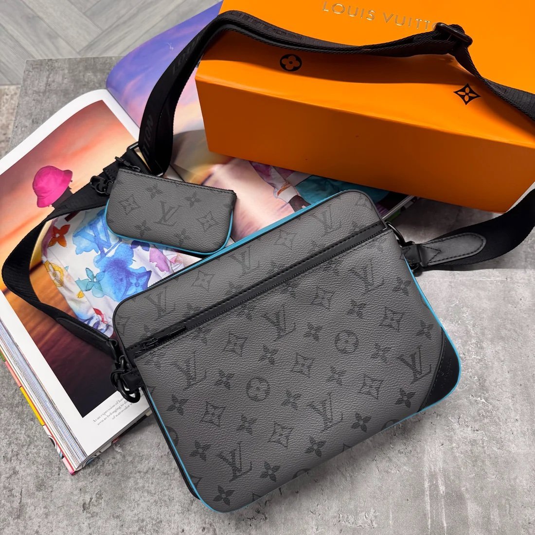 Louis Vuitton Trio Messenger Bag Grey Blue - Afbeelding 2