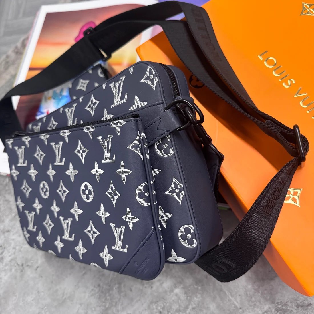 Louis Vuitton Trio Messenger Bag Monogram Blue White - Afbeelding 3