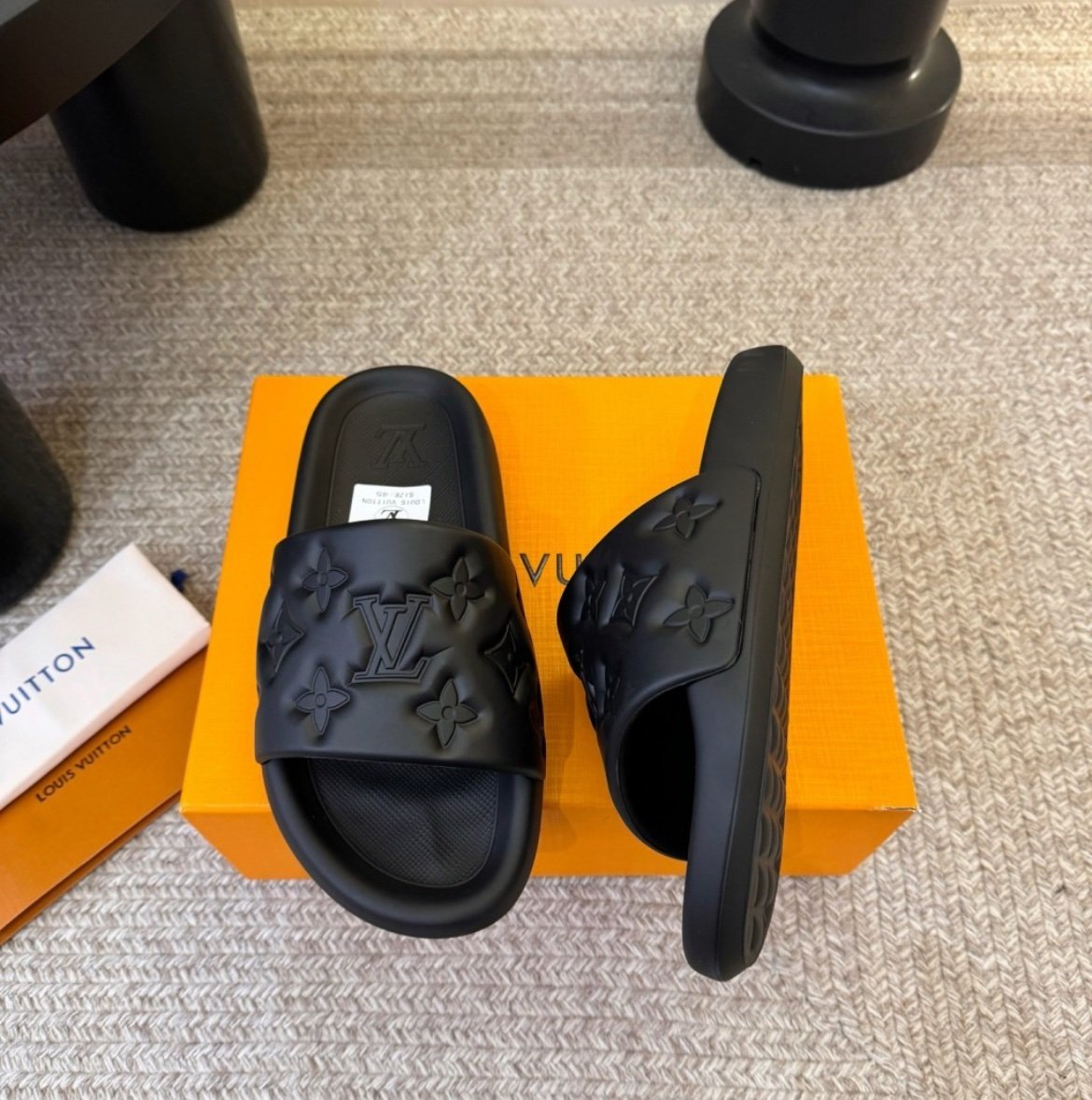 Louis Vuitton Waterfront Mule Bubble Monogram Black Slides - Afbeelding 4