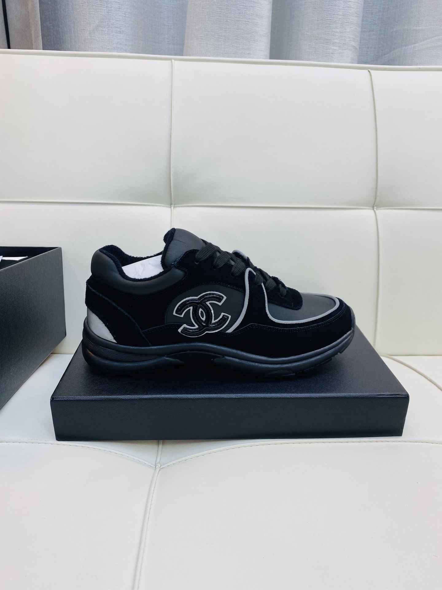 Chanel Low Top CC Trainer Black Reflectihe - Afbeelding 2