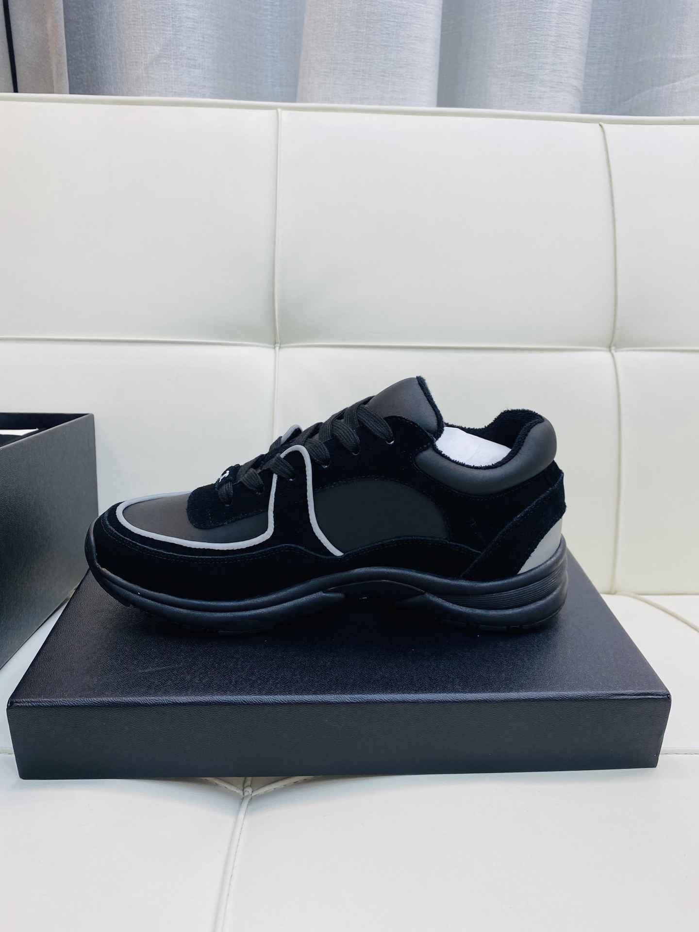 Chanel Low Top CC Trainer Black Reflectihe - Afbeelding 3