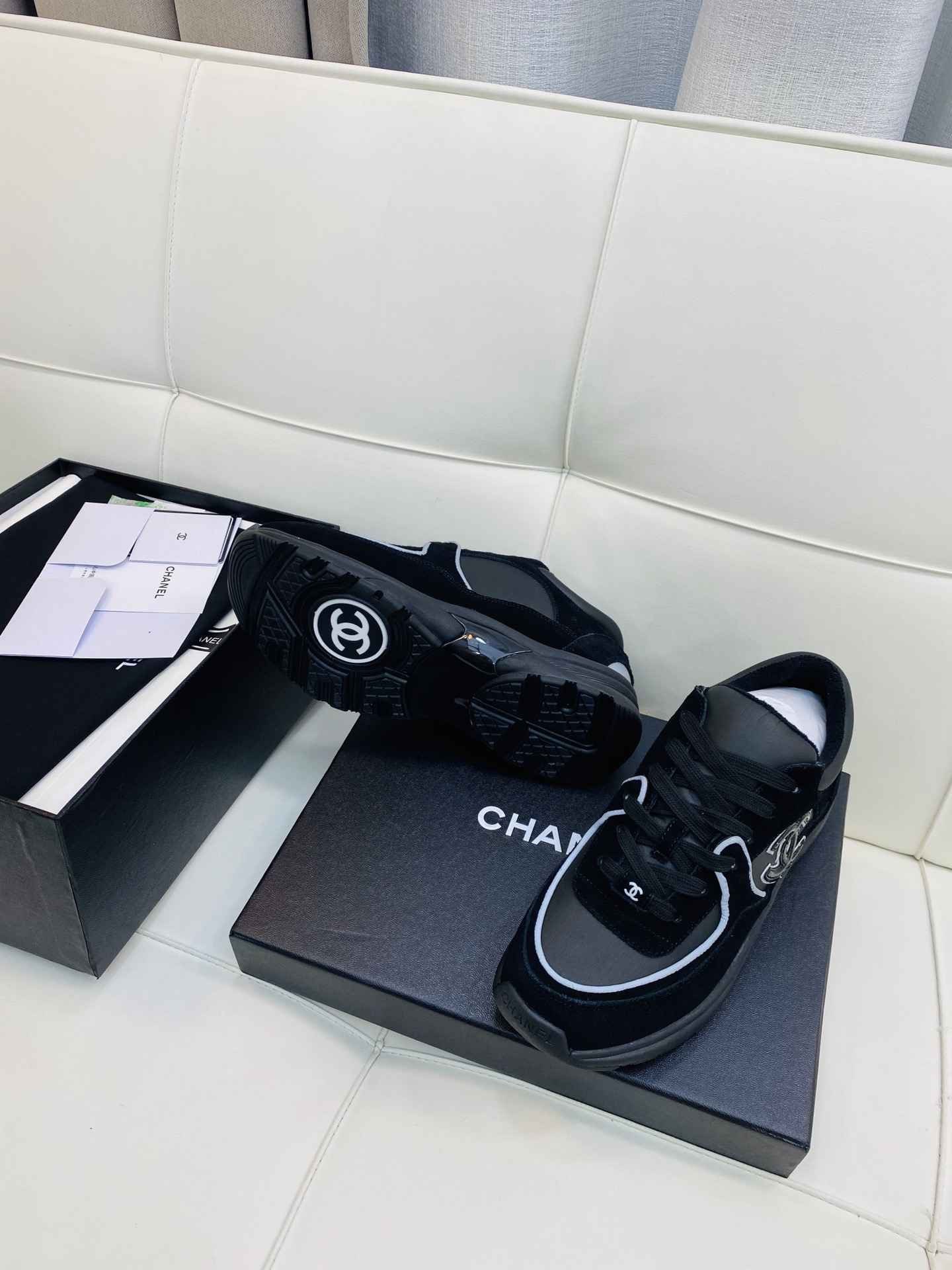 Chanel Low Top CC Trainer Black Reflectihe - Afbeelding 4