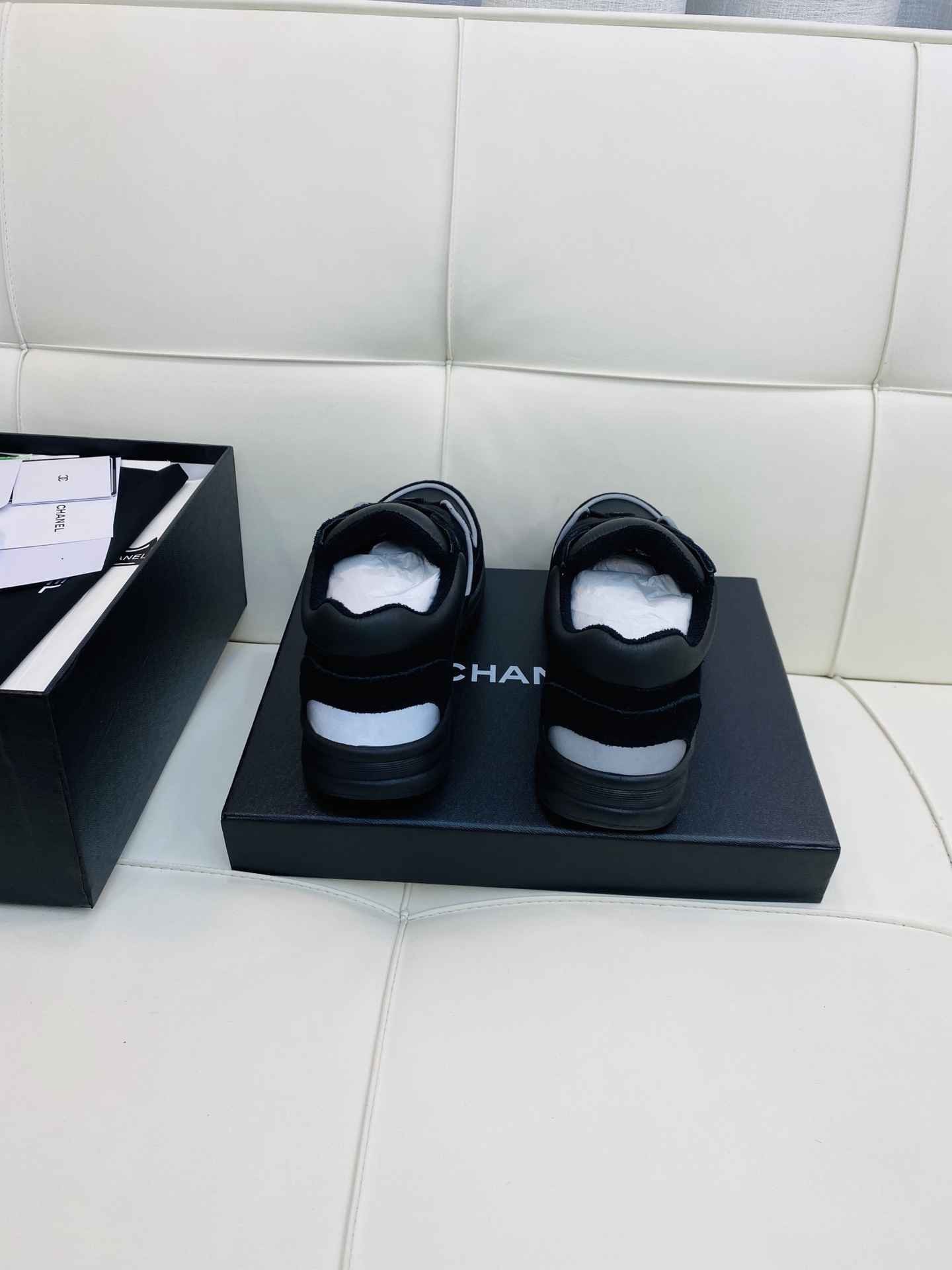 Chanel Low Top CC Trainer Black Reflectihe - Afbeelding 5