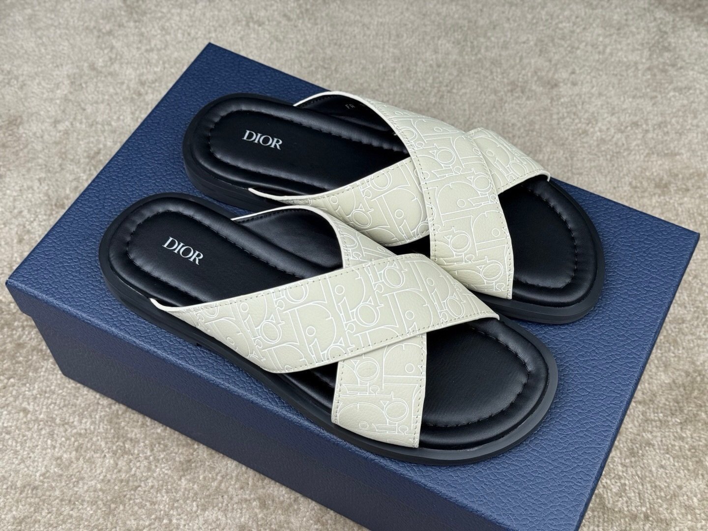 Dior Alias Sandal Beige Dior Gravity Outline Leather - Afbeelding 3