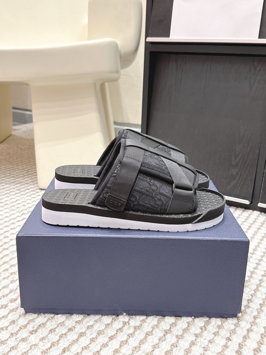 Dior Alpha Sandal Black/White Oblique Jacquard - Afbeelding 2