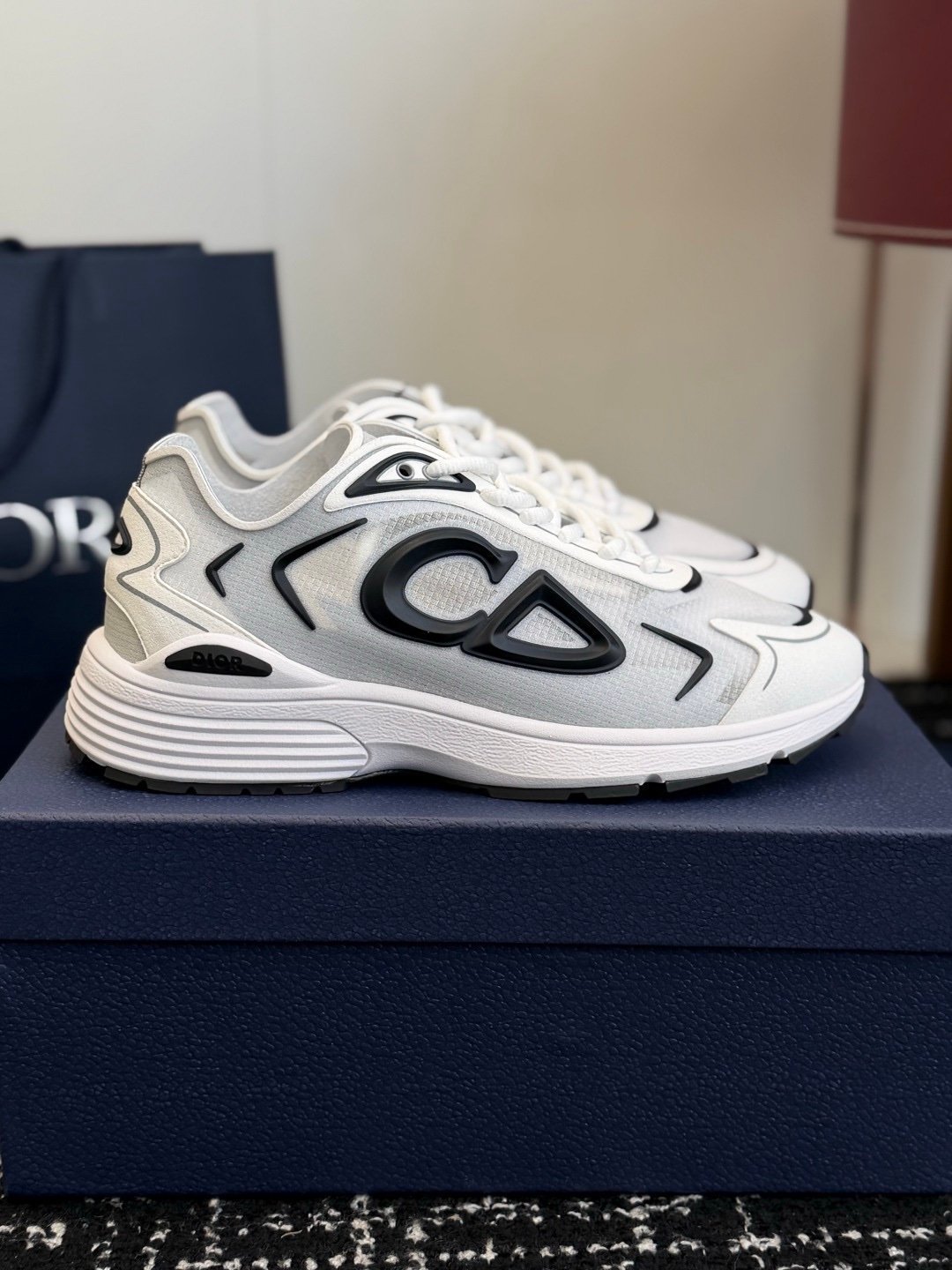 Dior B30 Countdown Tech White Semi Transparant - Afbeelding 2