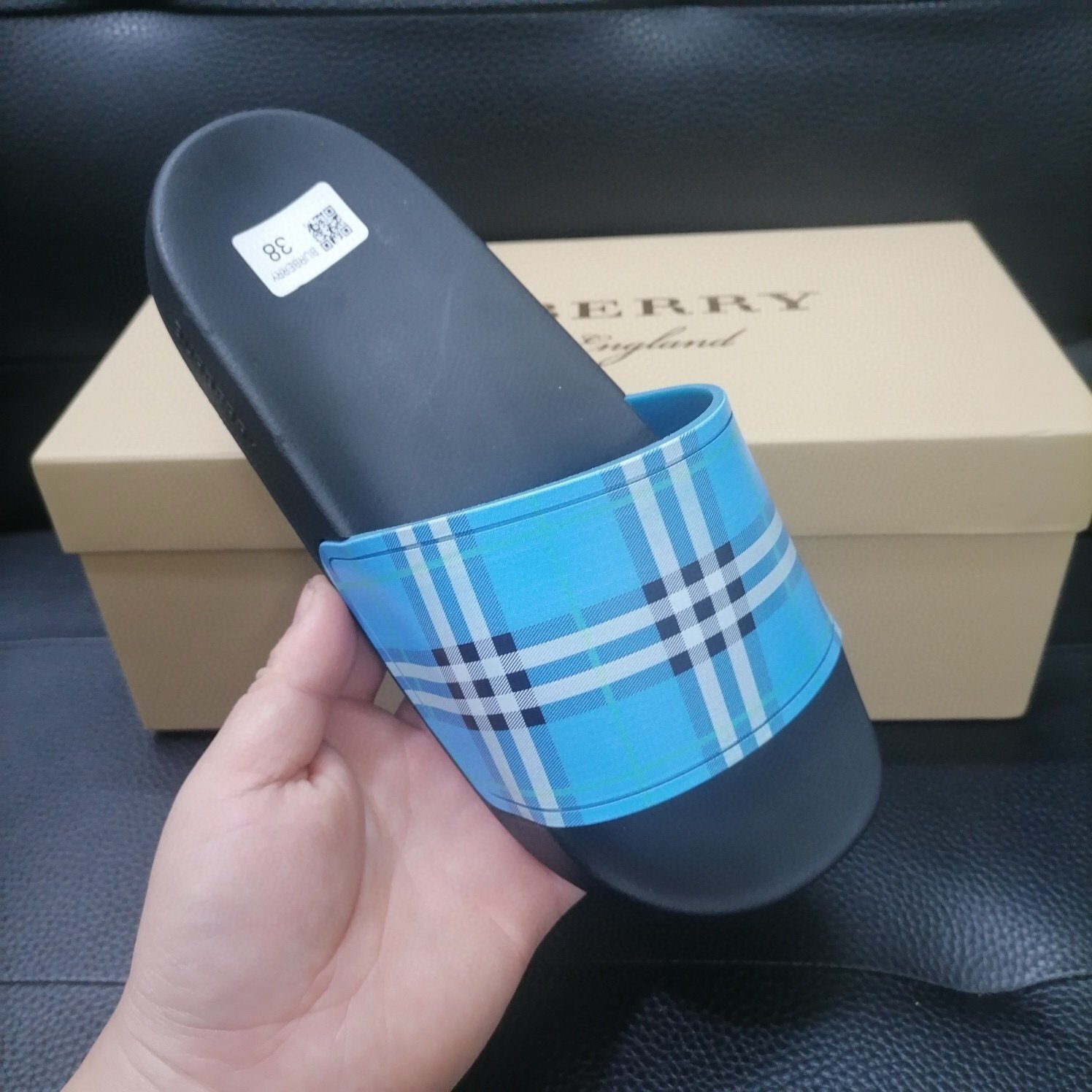 Burberry Logo In Rilievo Slides Blu Ceruleo Scuro Uomo - Afbeelding 2