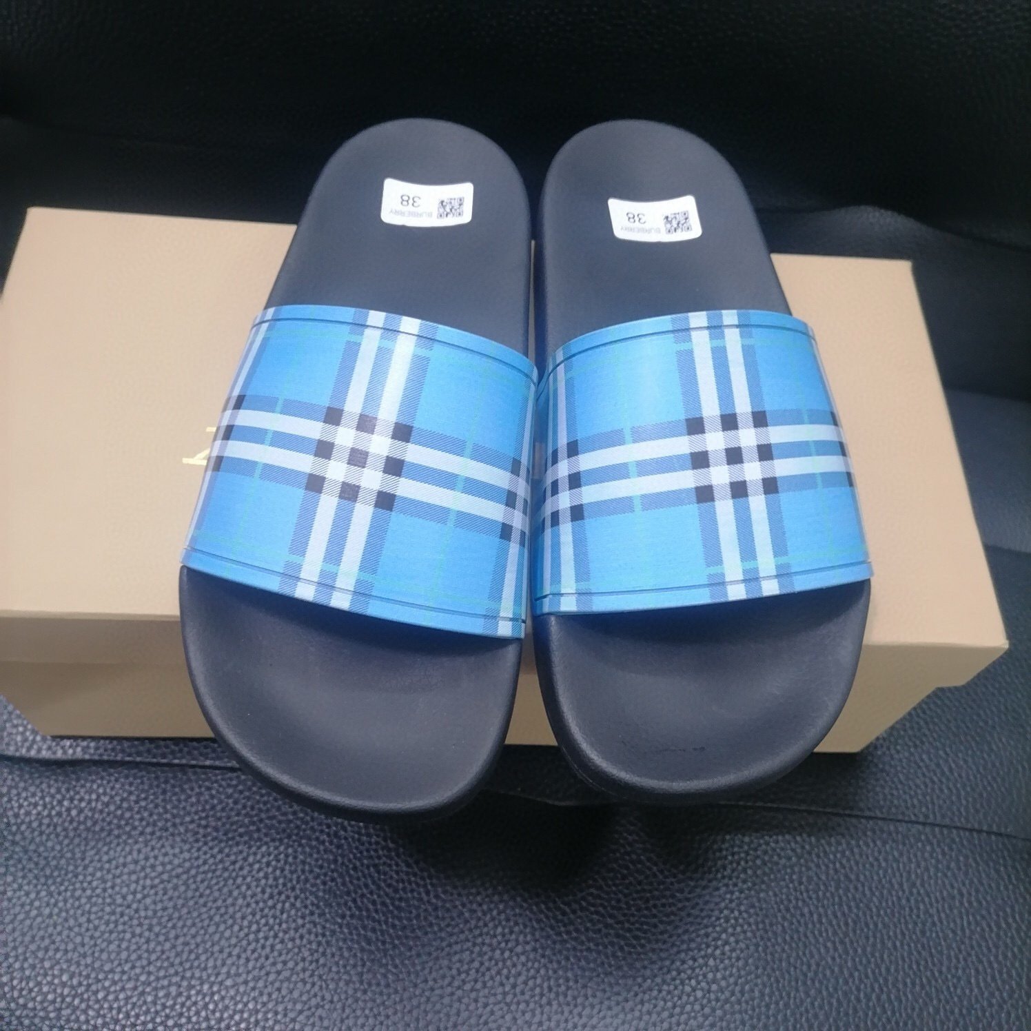 Burberry Logo In Rilievo Slides Blu Ceruleo Scuro Uomo - Afbeelding 5