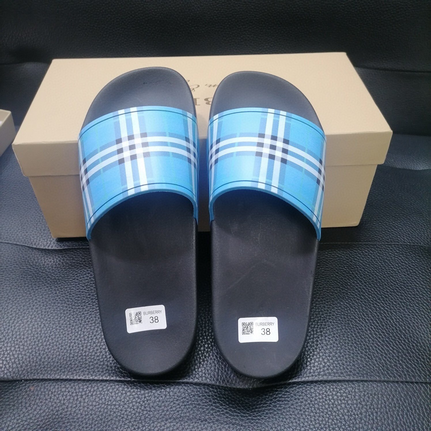 Burberry Logo In Rilievo Slides Blu Ceruleo Scuro Uomo - Afbeelding 7