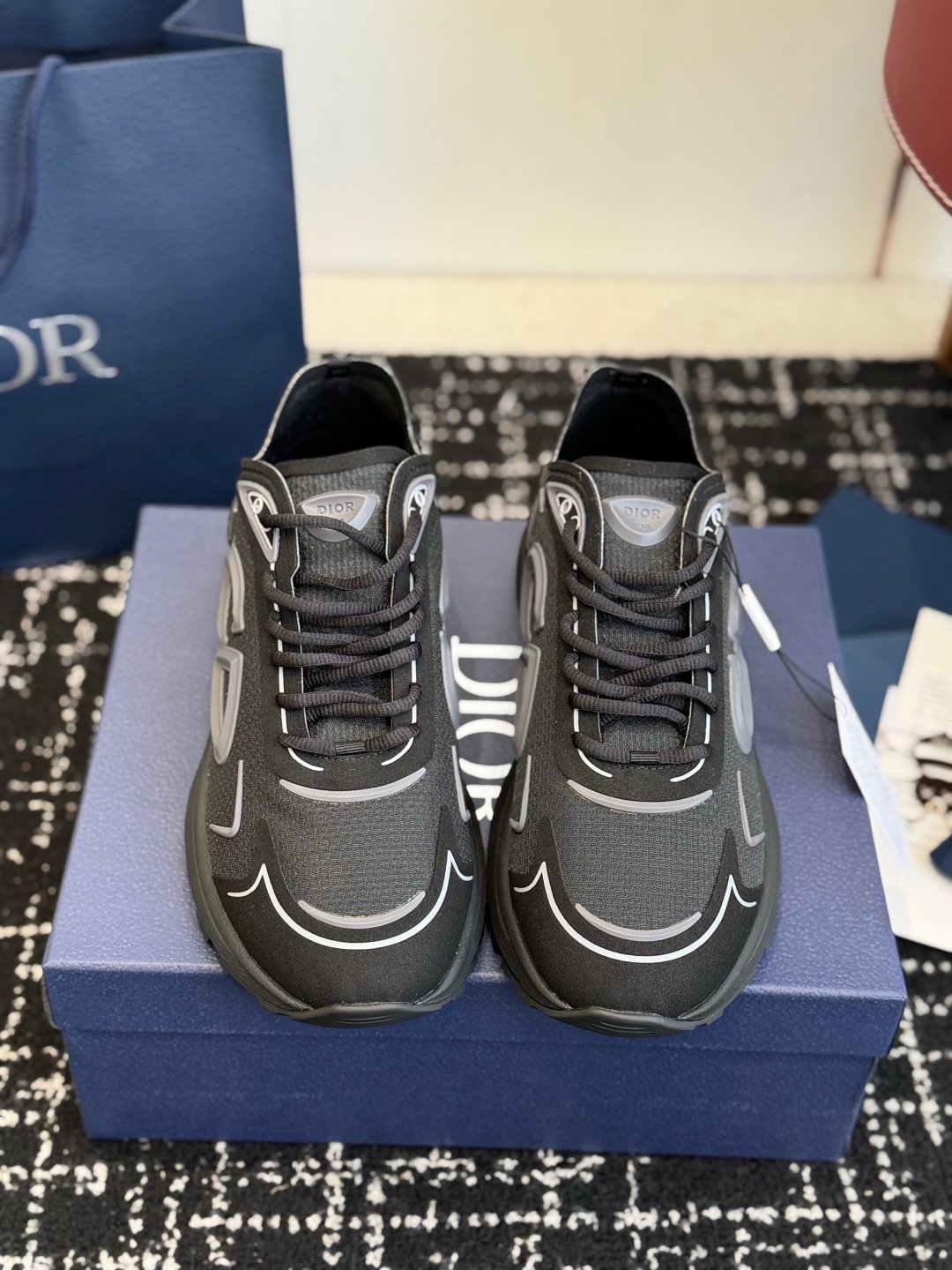 Dior B30 Countdown Tech Black Semi Transparant - Afbeelding 3