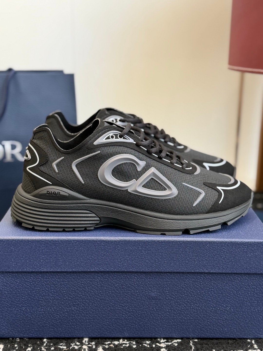 Dior B30 Countdown Tech Black Semi Transparant - Afbeelding 2