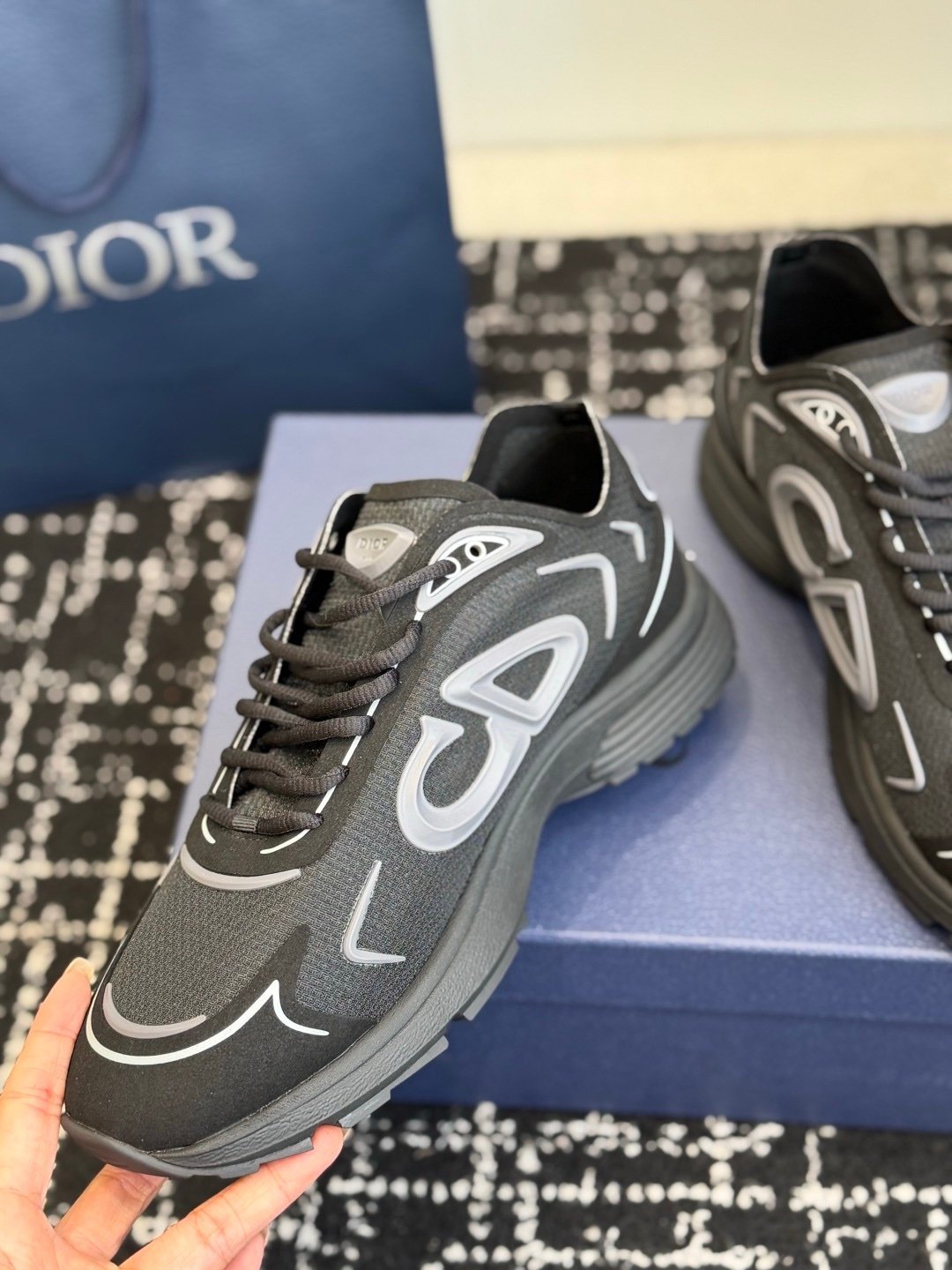 Dior B30 Countdown Tech Black Semi Transparant - Afbeelding 7
