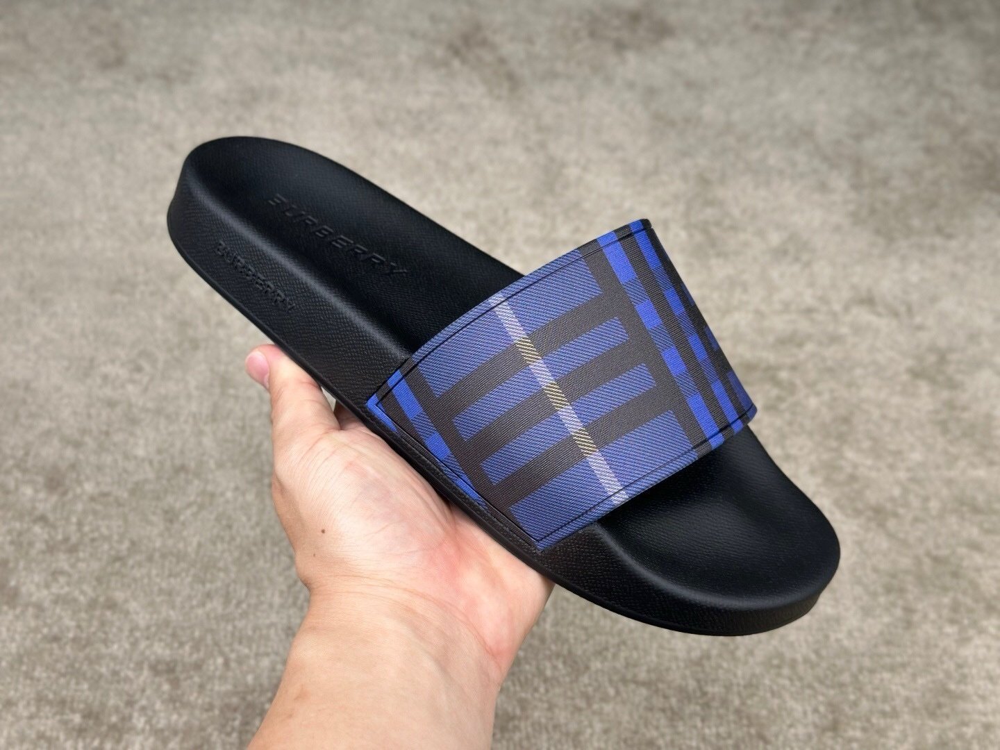 Burberry Embossed Logo Slides Navy Blue - Afbeelding 6