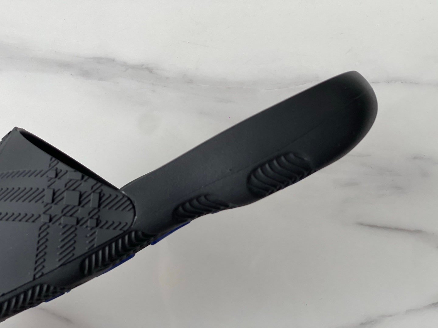 Burberry Embossed Check Dive Slides Black - Afbeelding 6
