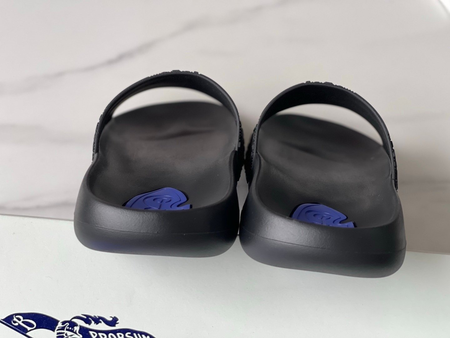 Burberry Embossed Check Dive Slides Black - Afbeelding 7