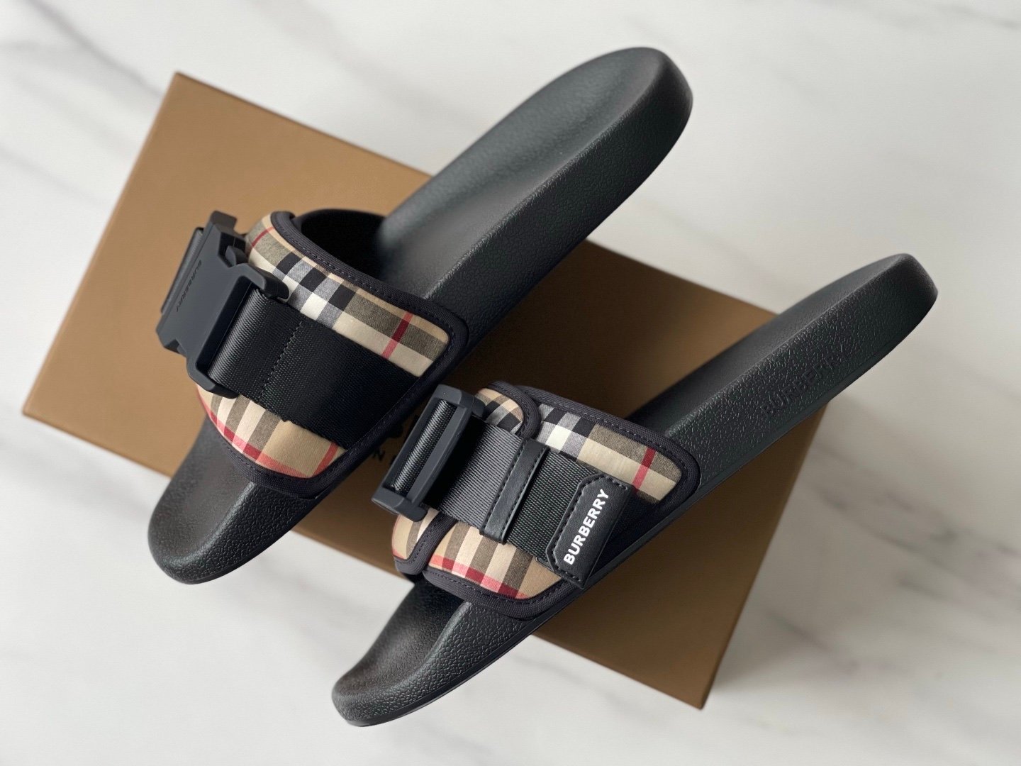 Burberry Check Black Buckled Strap Slide Beige - Afbeelding 3