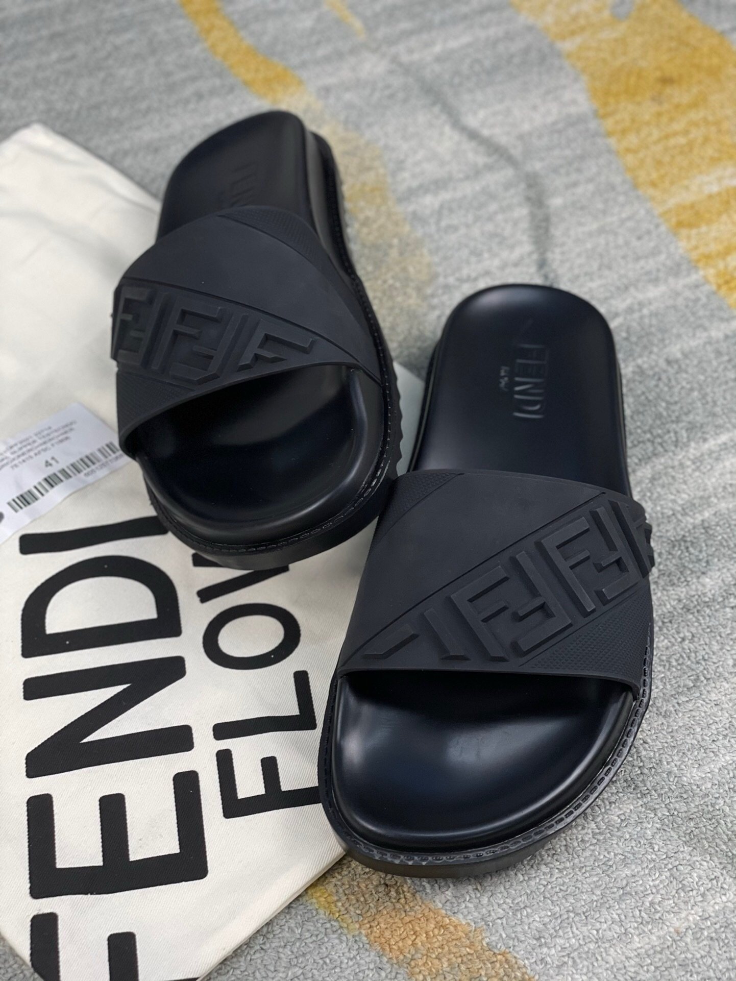 Fendi FF Slides Black On Black Leather - Afbeelding 3