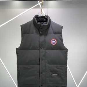 Alternative view of Canada Goose Freestyle Down Bodywarmer In Grey