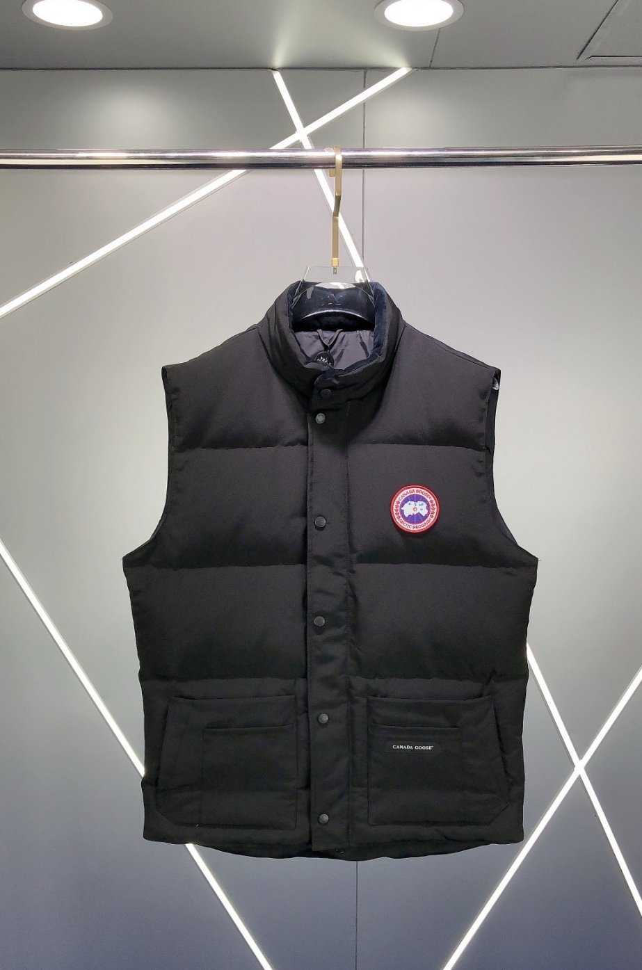 Canada Goose Freestyle Down Bodywarmer In Black - Afbeelding 3