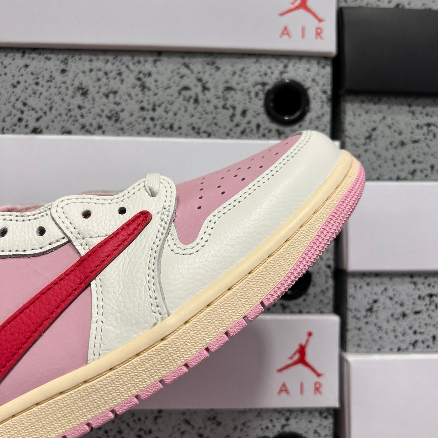 Jordan 1 Retro Low OG SP
Travis Scott Sail Tropical Pink - Afbeelding 4