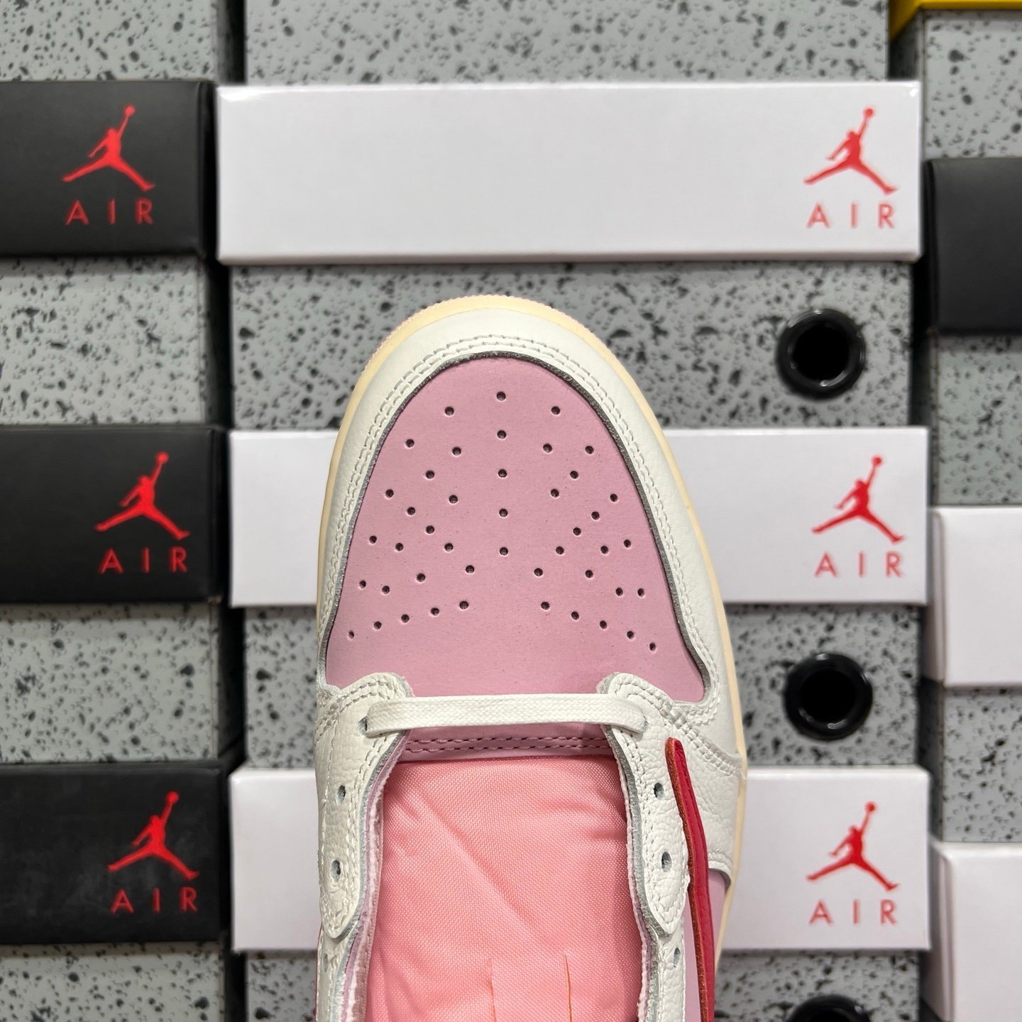 Jordan 1 Retro Low OG SP
Travis Scott Sail Tropical Pink - Afbeelding 6