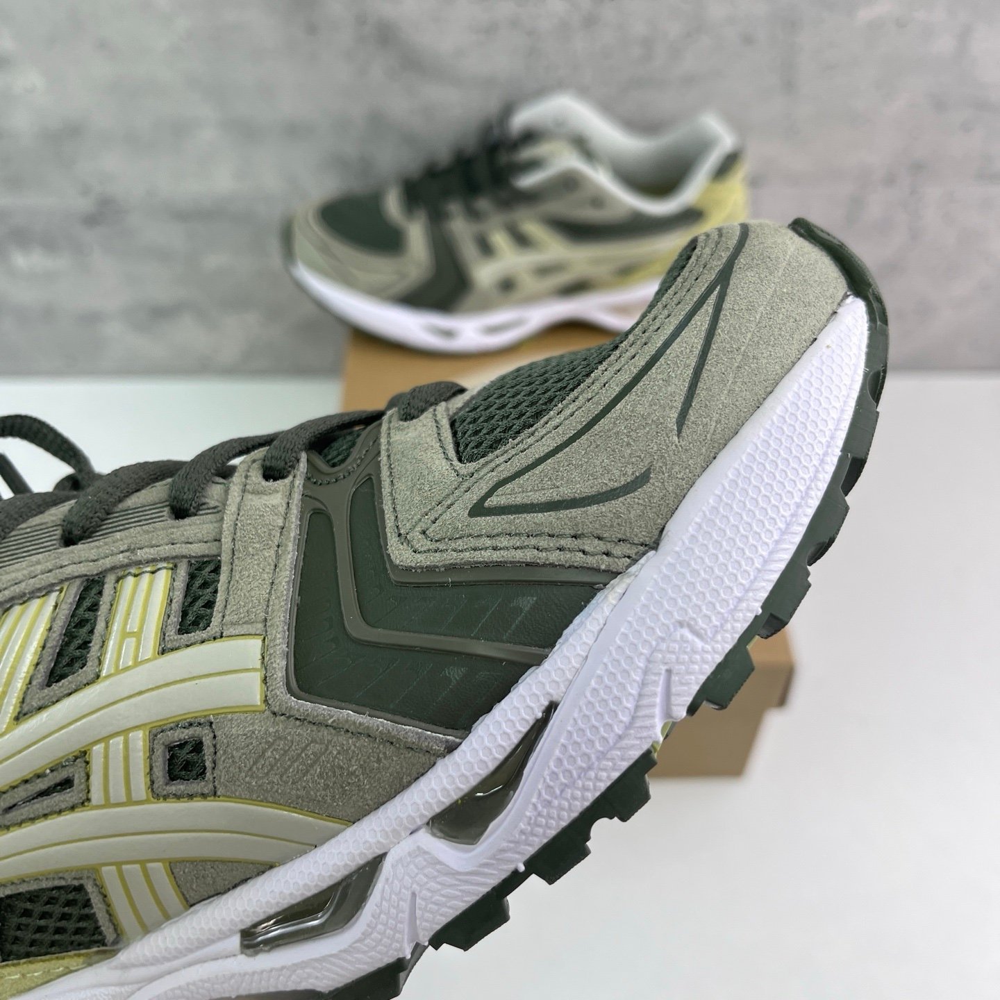 Asics Gel-Kayano 14 Mantle Green Oyster Grey - Afbeelding 4