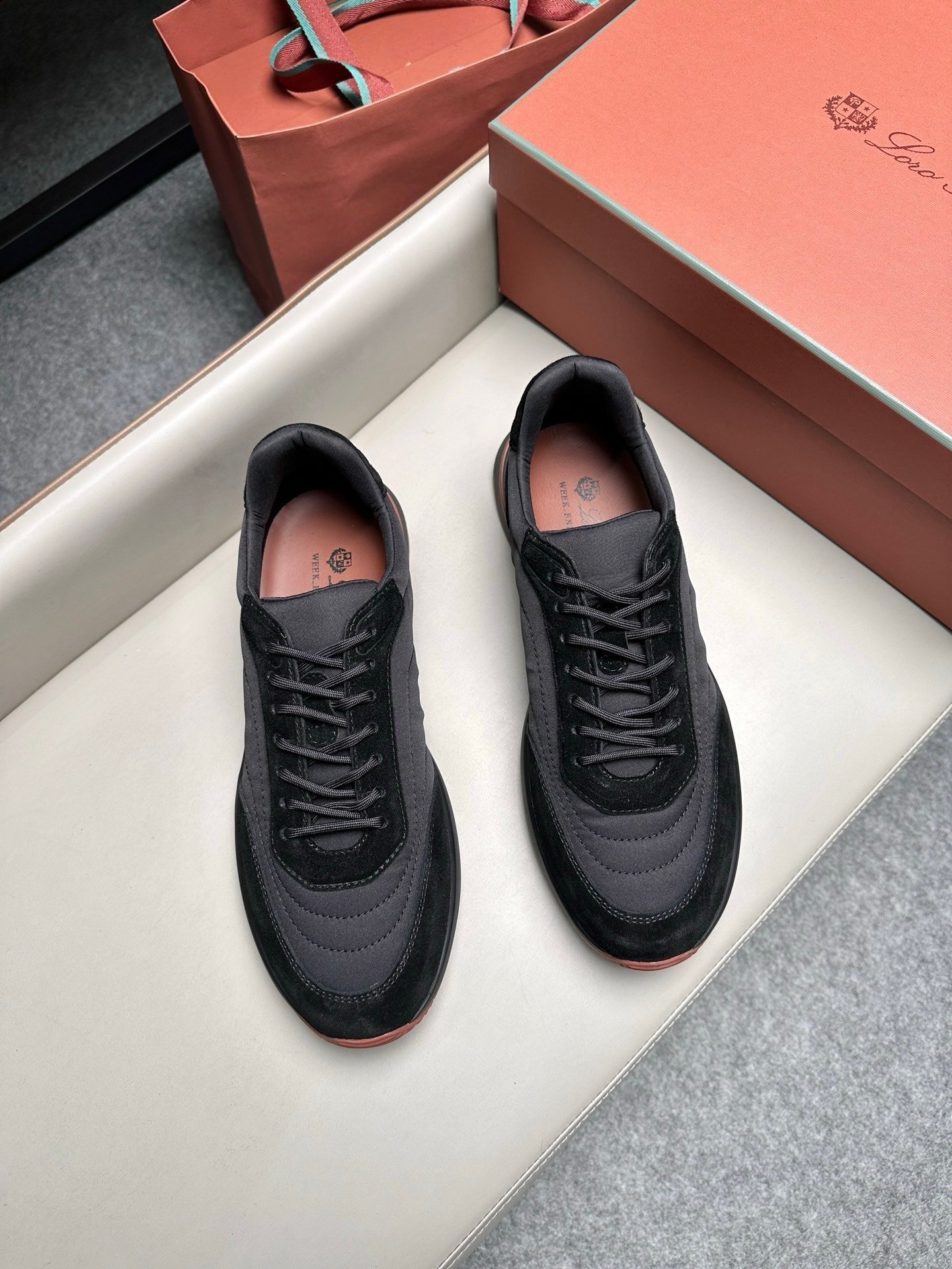 Loro Piana Weekend Walk Suede Black on Black - Afbeelding 7
