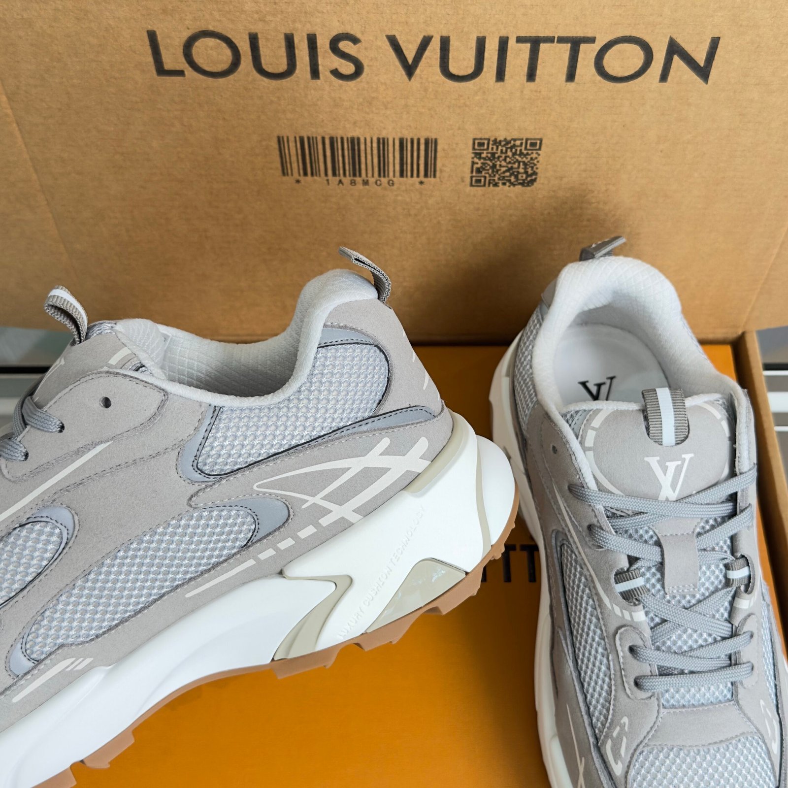 Louis Vuitton LV Tatic Sneaker Grey - Afbeelding 7