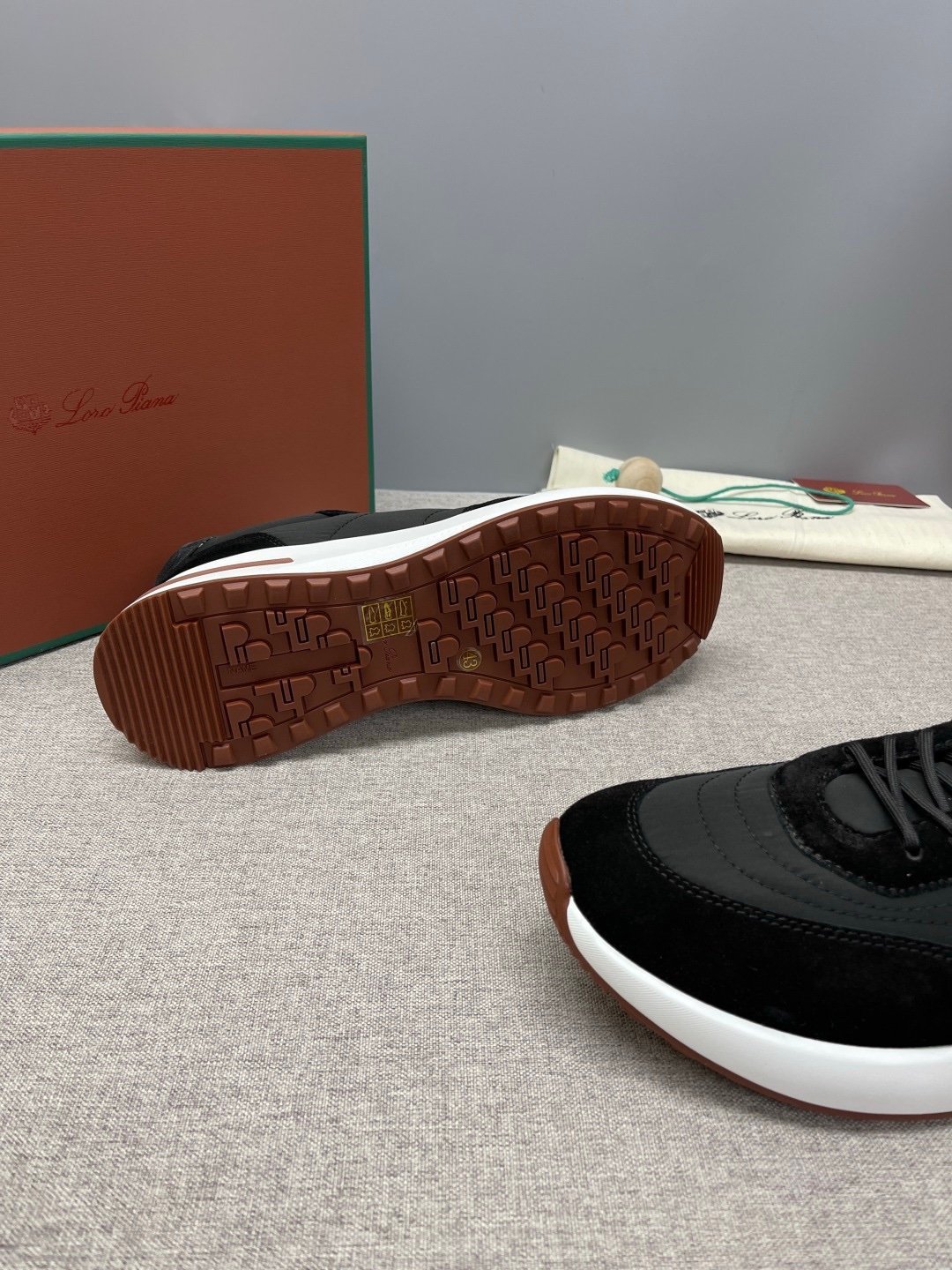 Loro Piana Weekend Walk Suede Black - Afbeelding 4