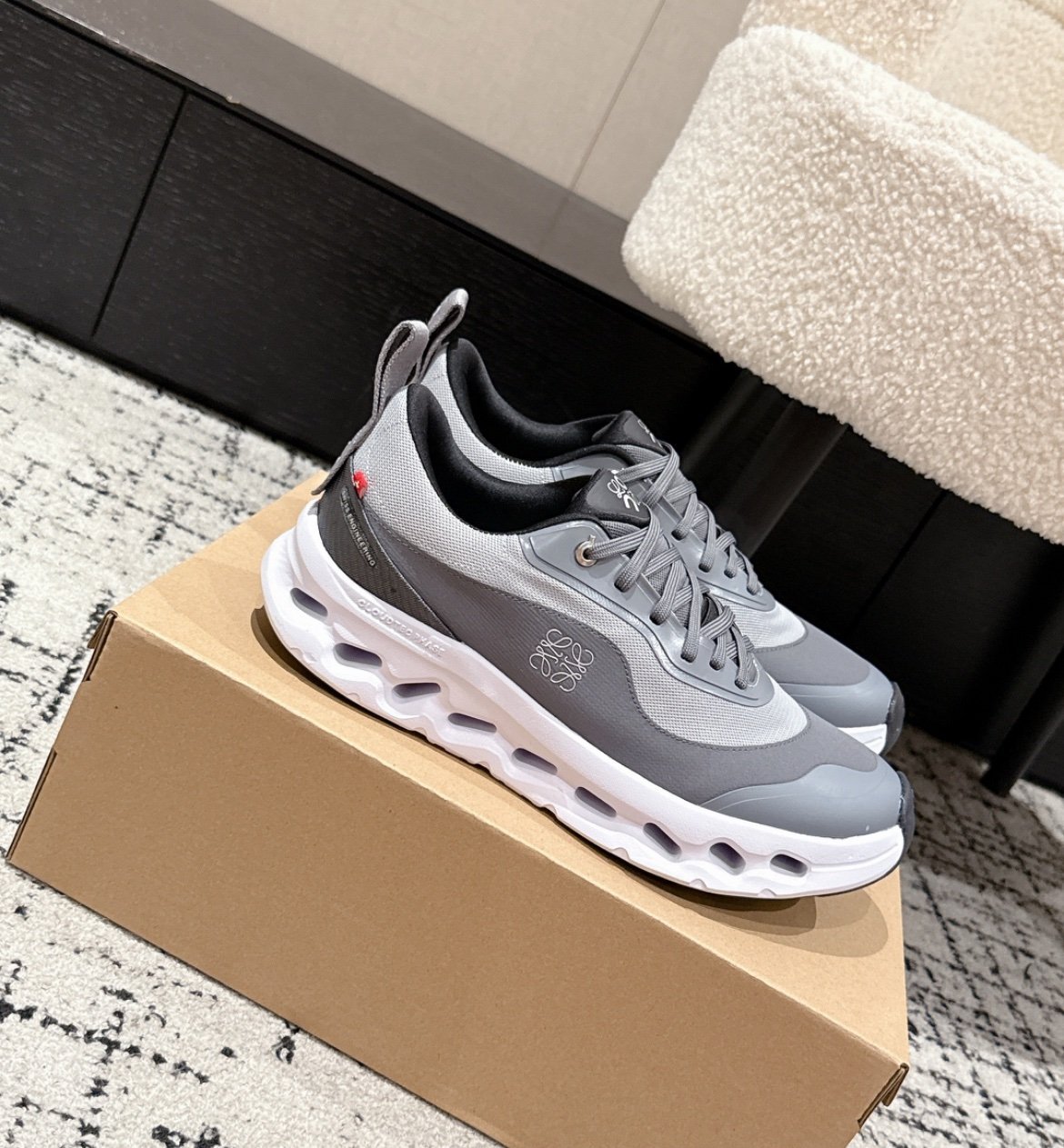 Loewe x On Running Cloudtilt 2 Grey - Afbeelding 3