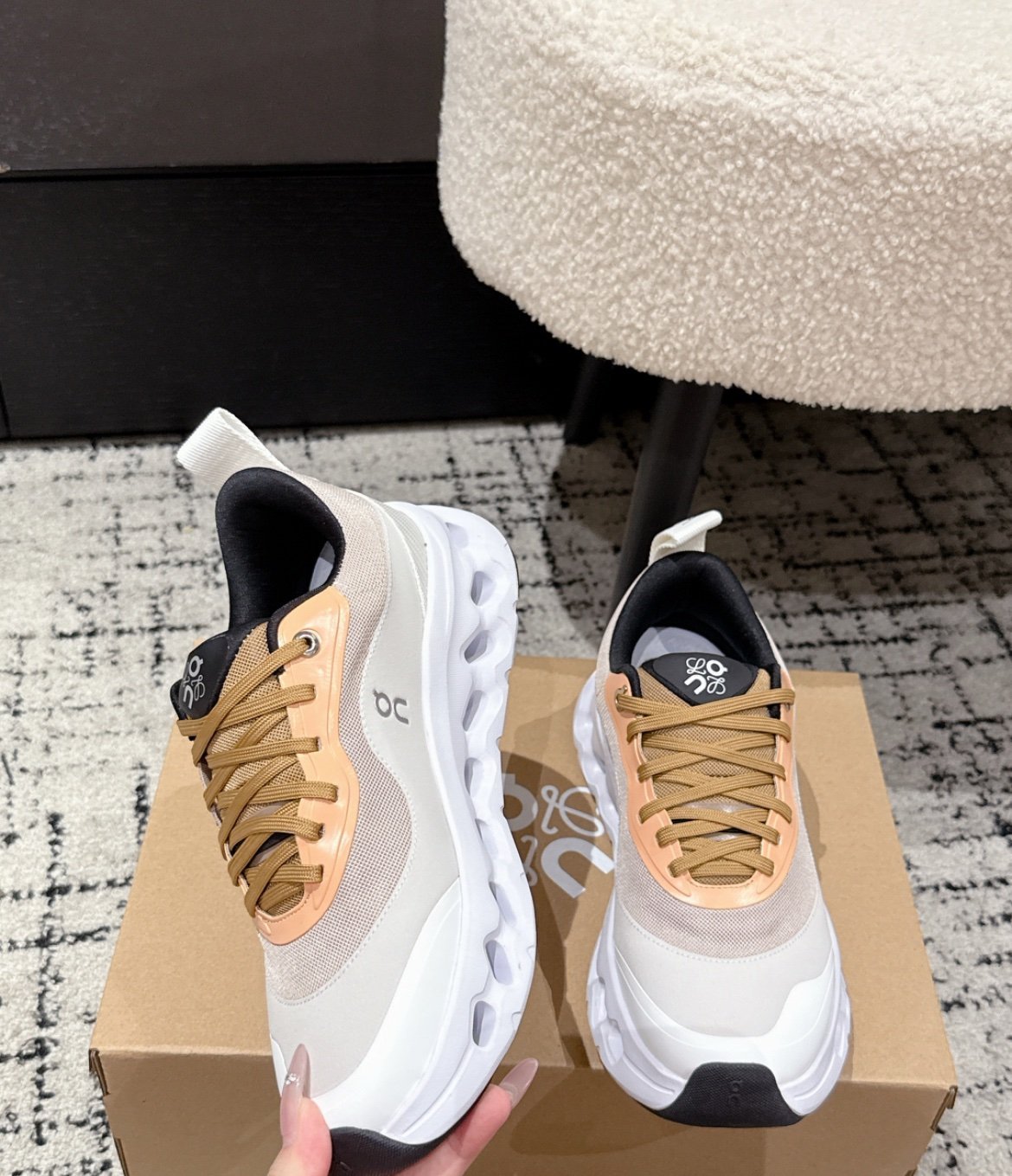 Loewe x On Running Cloudtilt 2 Beige/White - Afbeelding 4