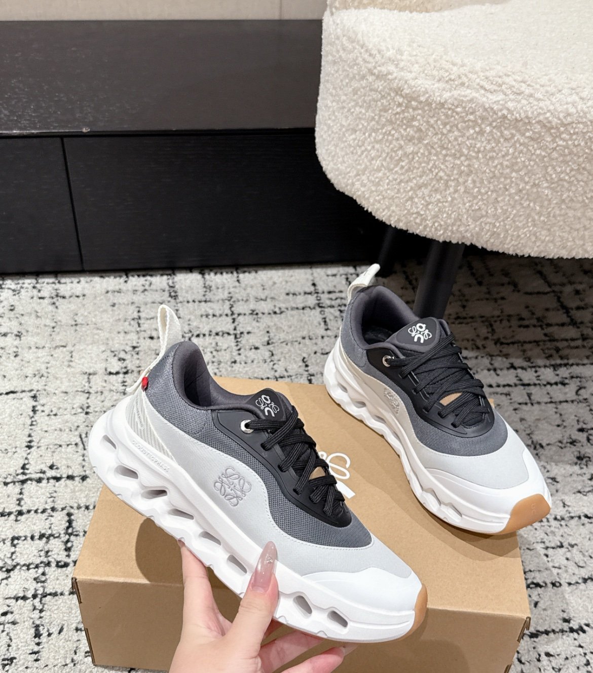 Loewe x On Running Cloudtilt Black Grey White - Afbeelding 4